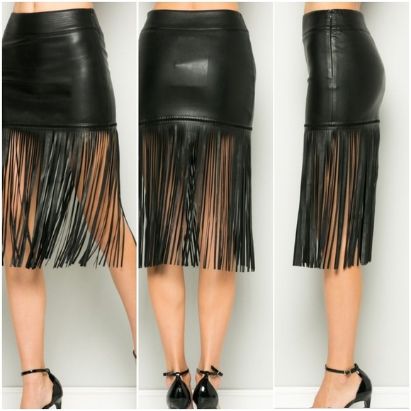 Dresses & Skirts - Women's Couture Fashions
